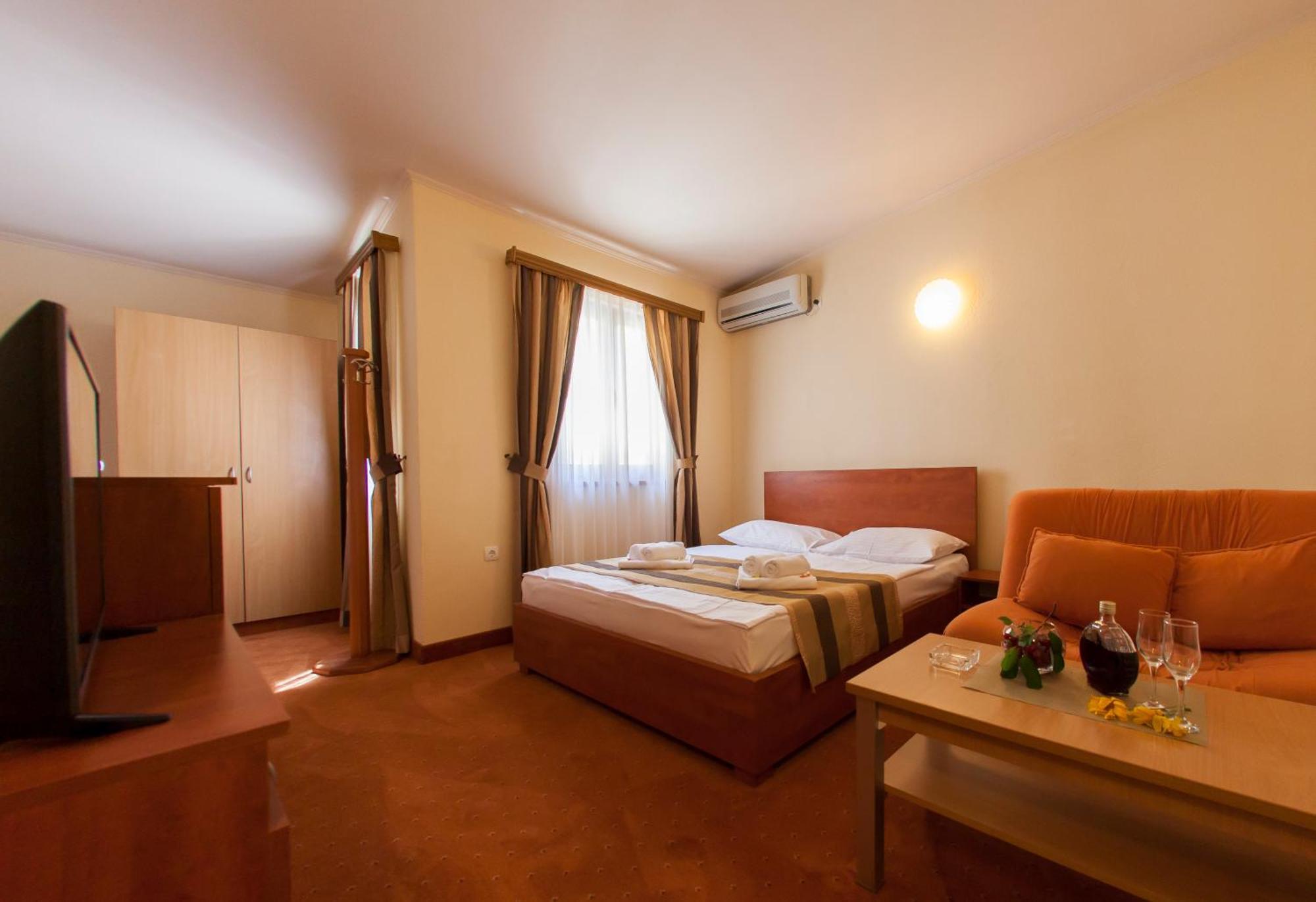 Buna Motel Kolo חדר תמונה