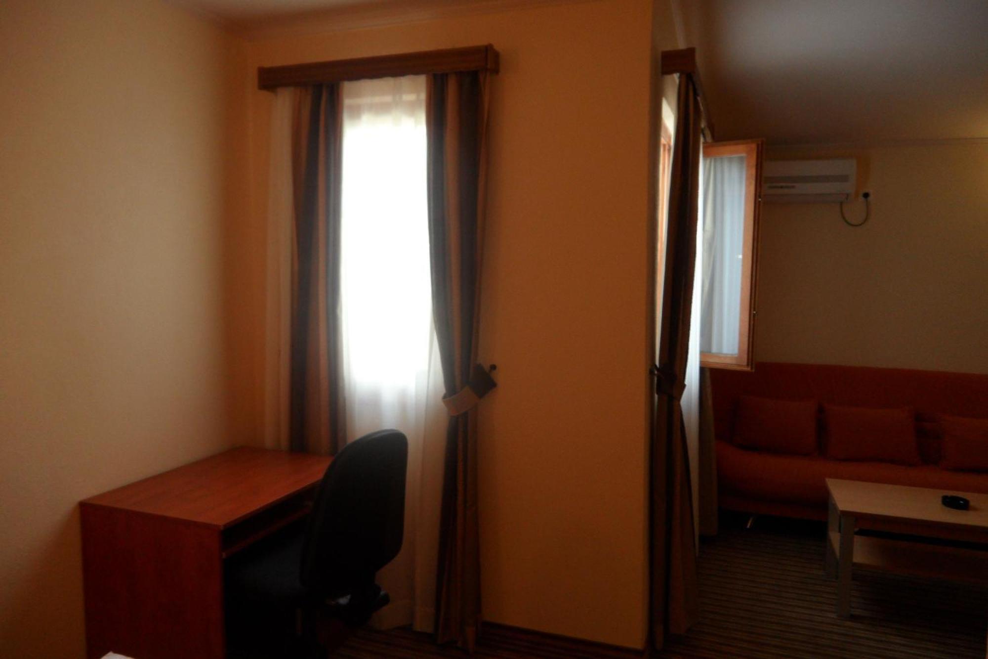 Buna Motel Kolo חדר תמונה
