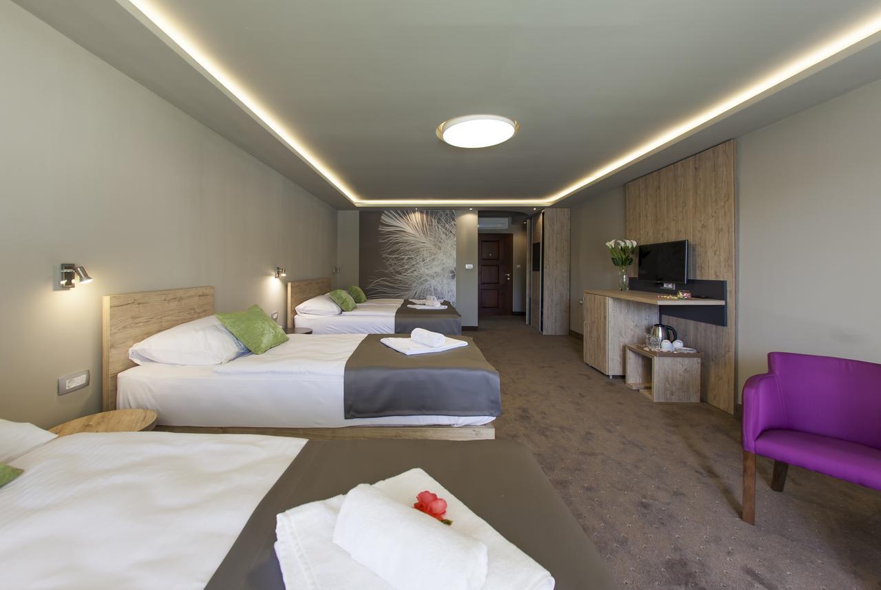 Buna Motel Kolo מראה חיצוני תמונה